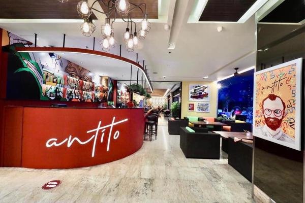 restaurant image