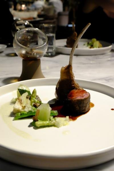 restaurant image